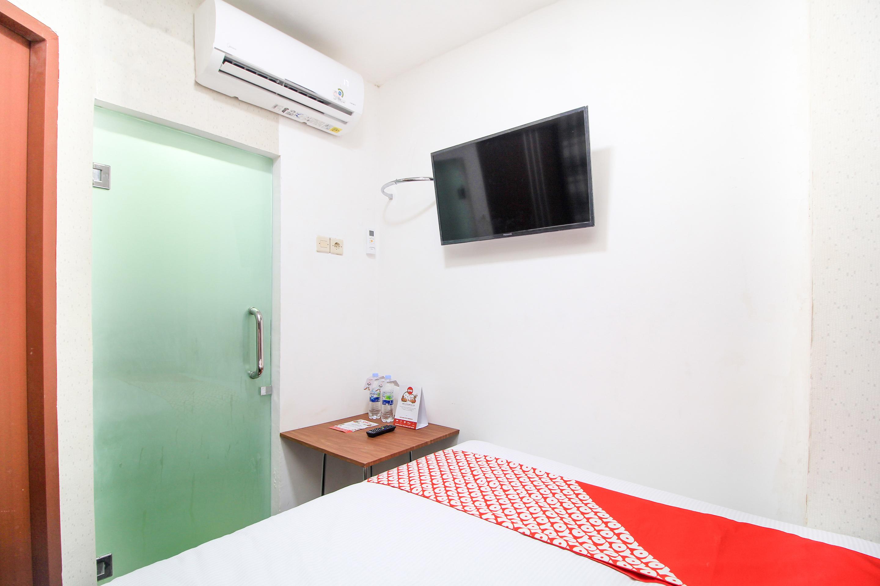 Super Oyo Capital O 217 A1 Hotel Surabaya Exterior foto